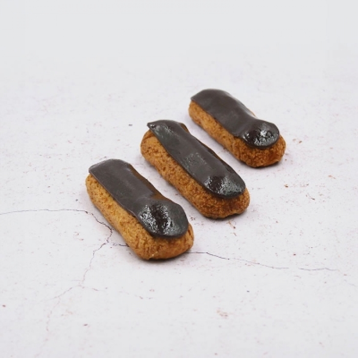 Eclair au chocolat